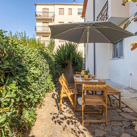 Casa Luigina Apartment Сан Винченцо Екстериор снимка